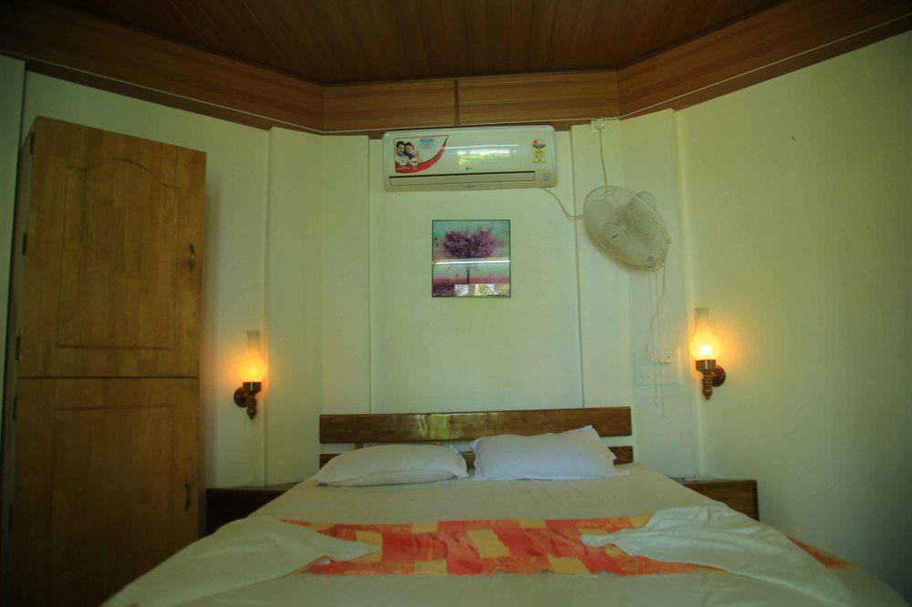 Woodhouse Beach Resort Varkala Exterior foto